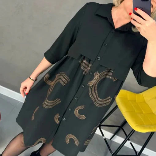 Erakordselt stiilne must kleit