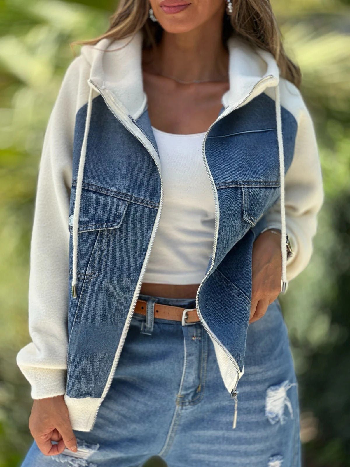 Naiste jope teksa detailidega