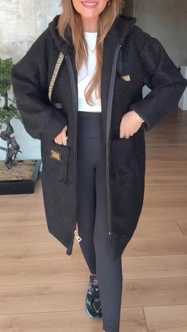 Naiste kapuutsi ja pingutuspaelaga jope